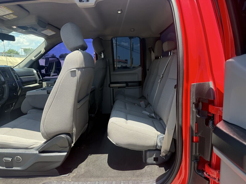 2017 Ford F-250 Super Duty XLT - Photo 16 - Arlington, TX 76011