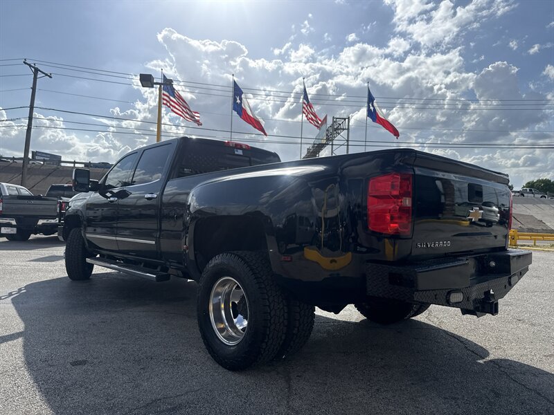2017 Chevrolet Silverado 3500 High Country - Photo 7 - Arlington, TX 76011