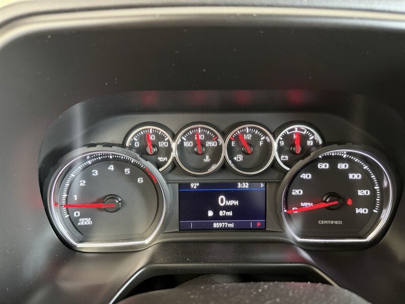 2022 Chevrolet Tahoe Police - Photo 22 - Arlington, TX 76011