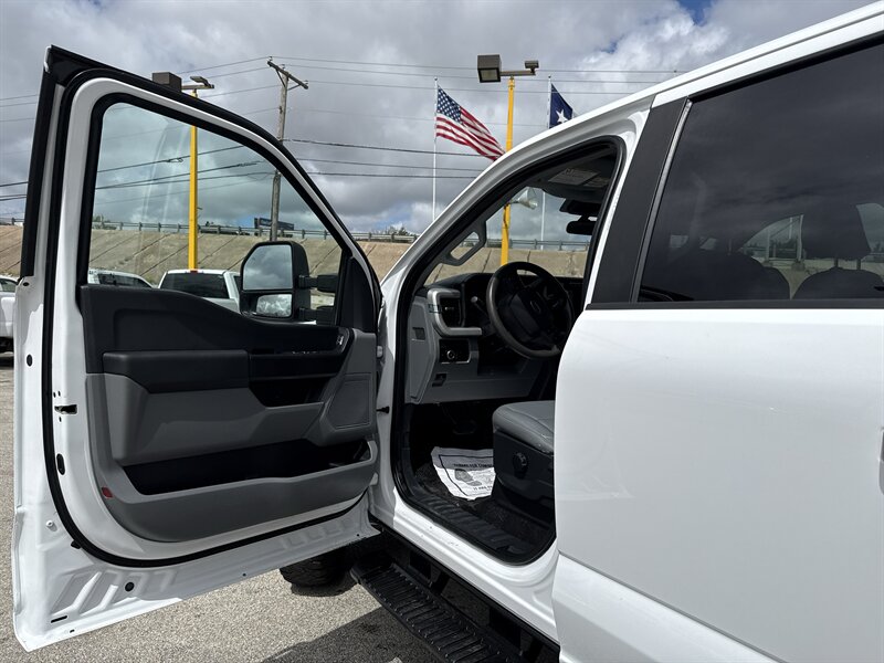 2023 Ford F-350 XL - Photo 13 - Arlington, TX 76011
