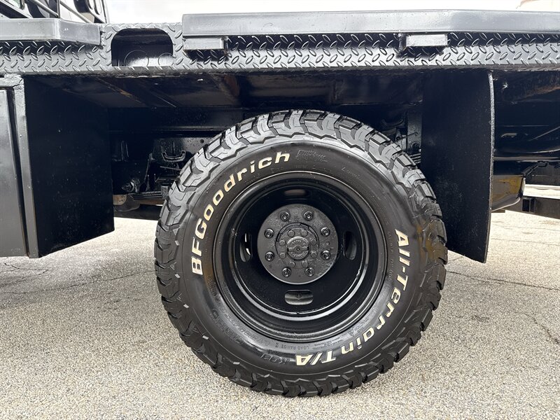2023 Ford F-350 XL - Photo 10 - Arlington, TX 76011