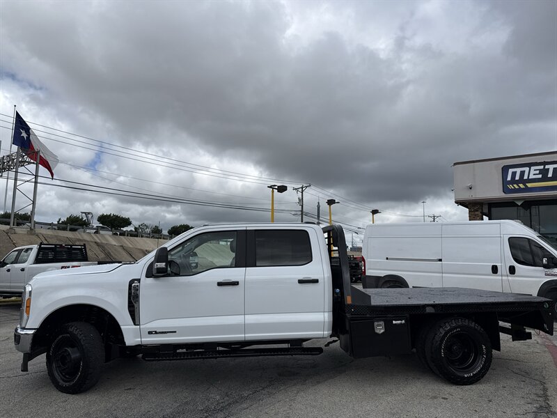 2023 Ford F-350 XL - Photo 8 - Arlington, TX 76011