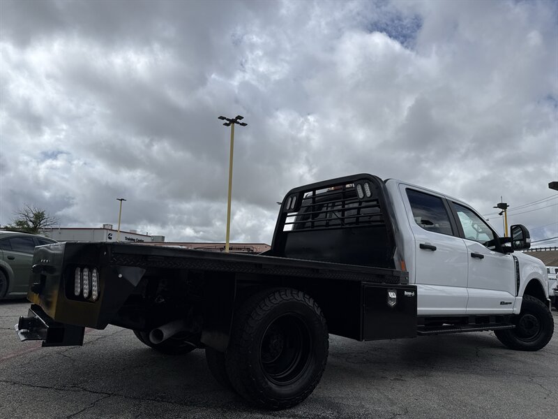 2023 Ford F-350 XL - Photo 5 - Arlington, TX 76011