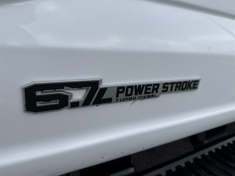 2023 Ford F-350 XL - Photo 12 - Arlington, TX 76011