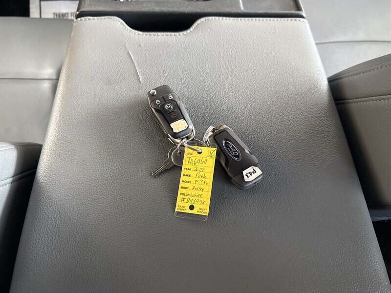 2023 Ford F-350 XL - Photo 31 - Arlington, TX 76011