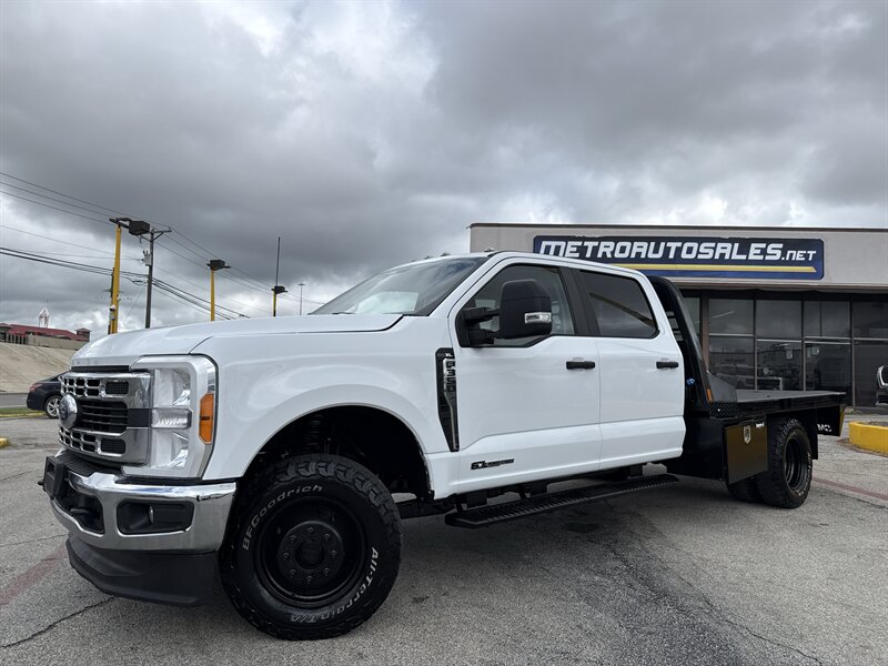 2023 Ford F-350 XL - Photo 9 - Arlington, TX 76011
