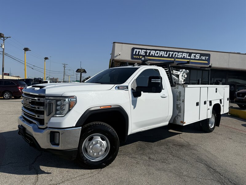 2022 GMC Sierra 3500HD CC SLE - Photo 9 - Arlington, TX 76011