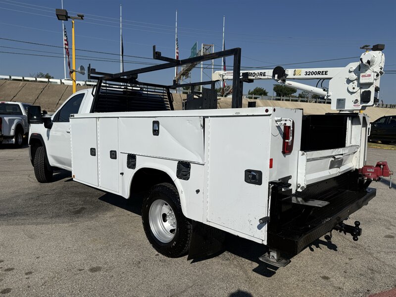 2022 GMC Sierra 3500HD CC SLE - Photo 7 - Arlington, TX 76011