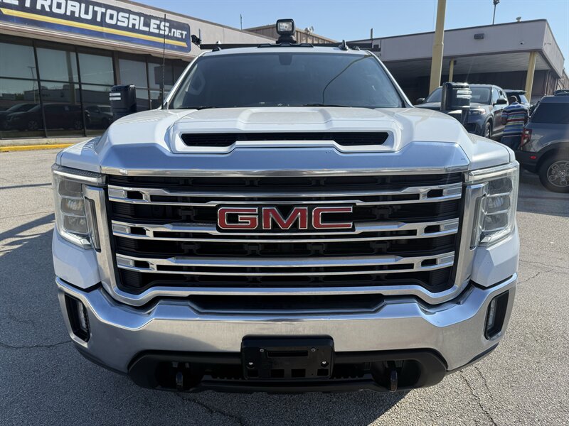 2022 GMC Sierra 3500HD CC SLE - Photo 2 - Arlington, TX 76011
