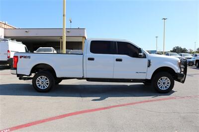 2019 Ford F-250 XLT   - Photo 10 - Arlington, TX 76011