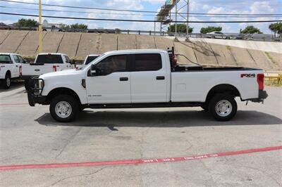 2018 Ford F-350 XL   - Photo 6 - Arlington, TX 76011