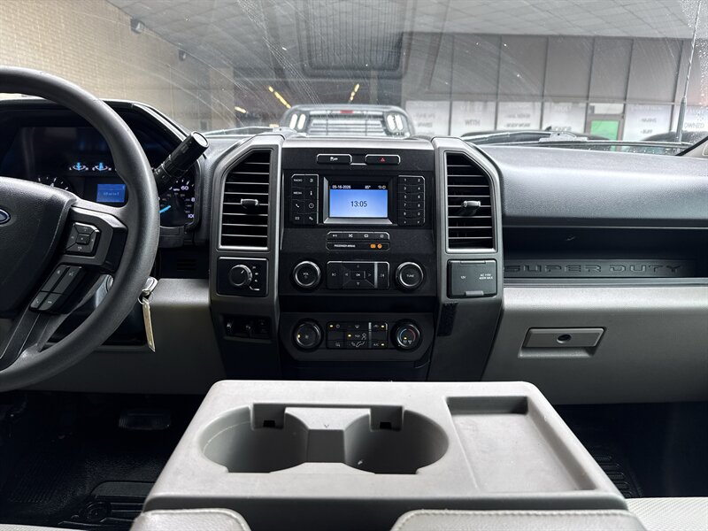 2022 Ford F-250 XL - Photo 25 - Arlington, TX 76011