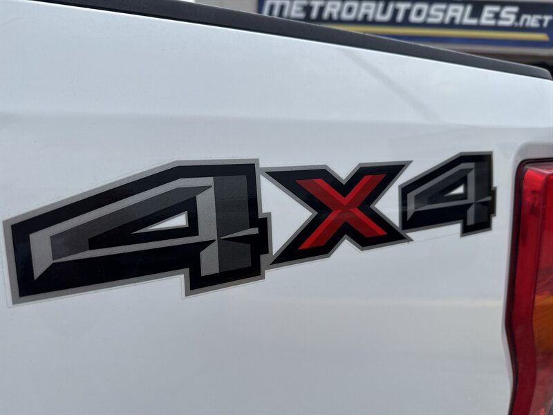 2022 Ford F-250 XL - Photo 12 - Arlington, TX 76011