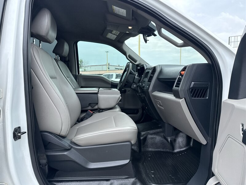 2022 Ford F-250 XL - Photo 18 - Arlington, TX 76011