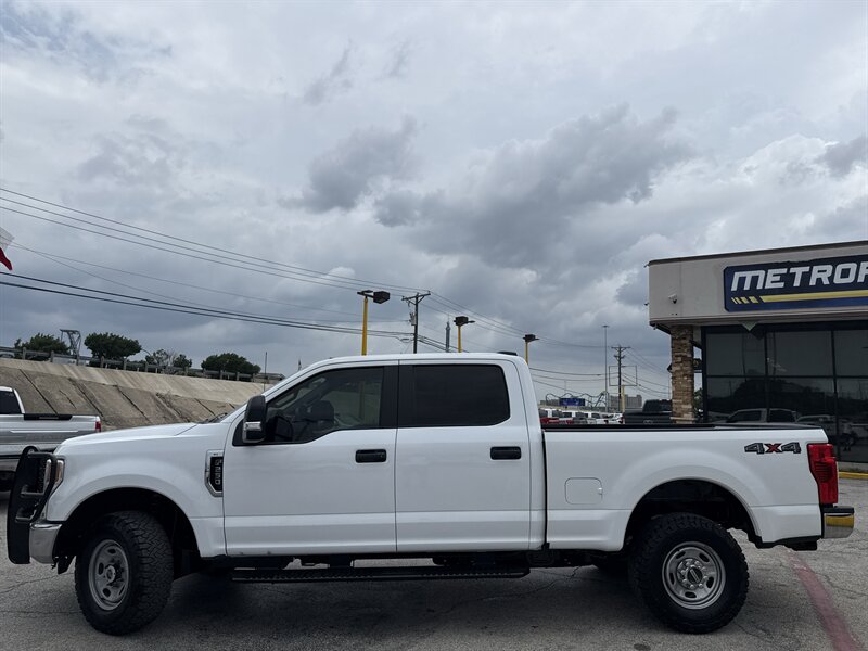 2022 Ford F-250 XL - Photo 8 - Arlington, TX 76011