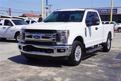 2018 Ford F-250 XLT   - Photo 5 - Arlington, TX 76011