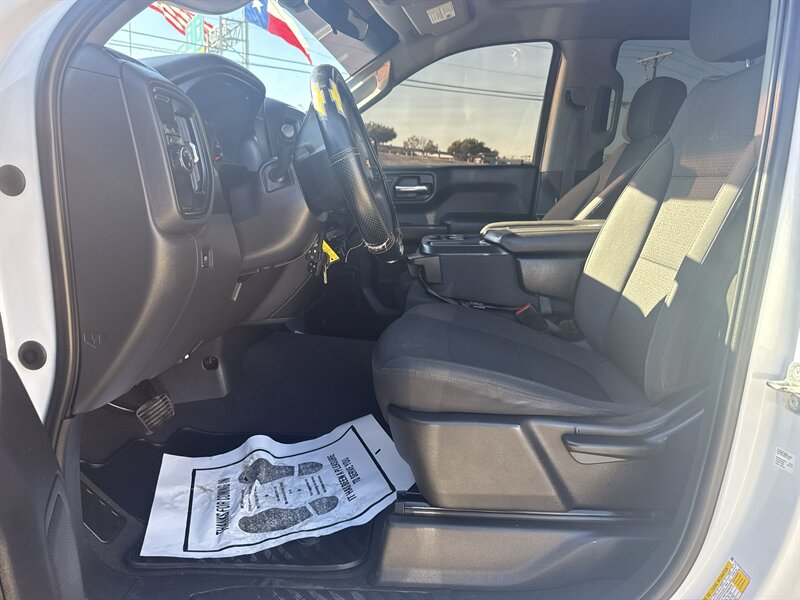 2021 Chevrolet Silverado 1500 Custom - Photo 16 - Arlington, TX 76011