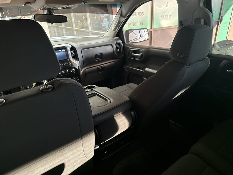 2021 Chevrolet Silverado 1500 Custom - Photo 31 - Arlington, TX 76011