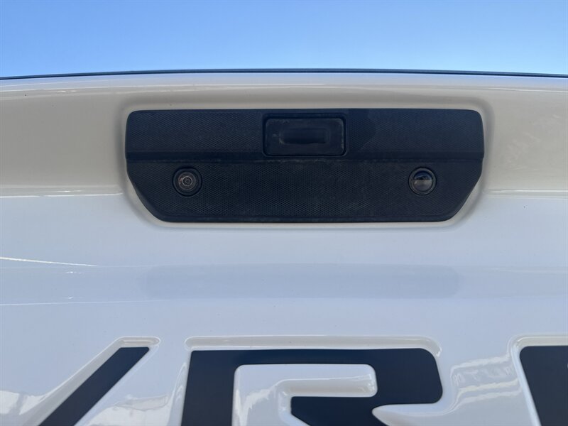 2021 Chevrolet Silverado 1500 Custom - Photo 14 - Arlington, TX 76011