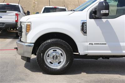 2019 Ford F-350 XL   - Photo 14 - Arlington, TX 76011