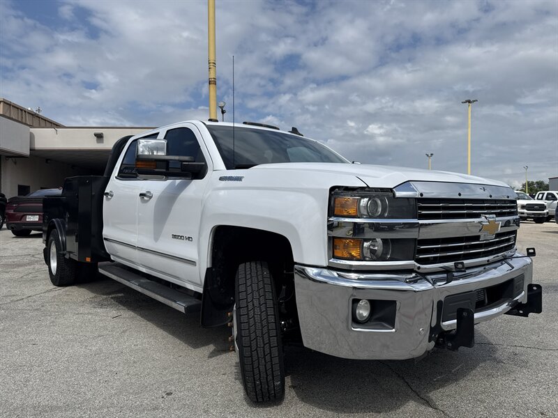 2016 Chevrolet Silverado 3500HD LTZ - Photo 3 - Arlington, TX 76011