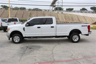 2017 Ford F-250 XL   - Photo 3 - Arlington, TX 76011