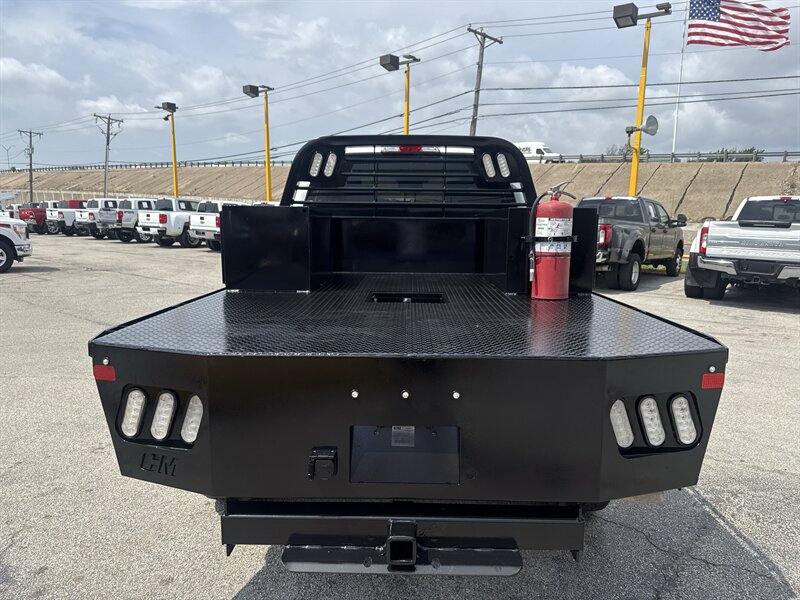 2022 Ford F-250 XL - Photo 6 - Arlington, TX 76011