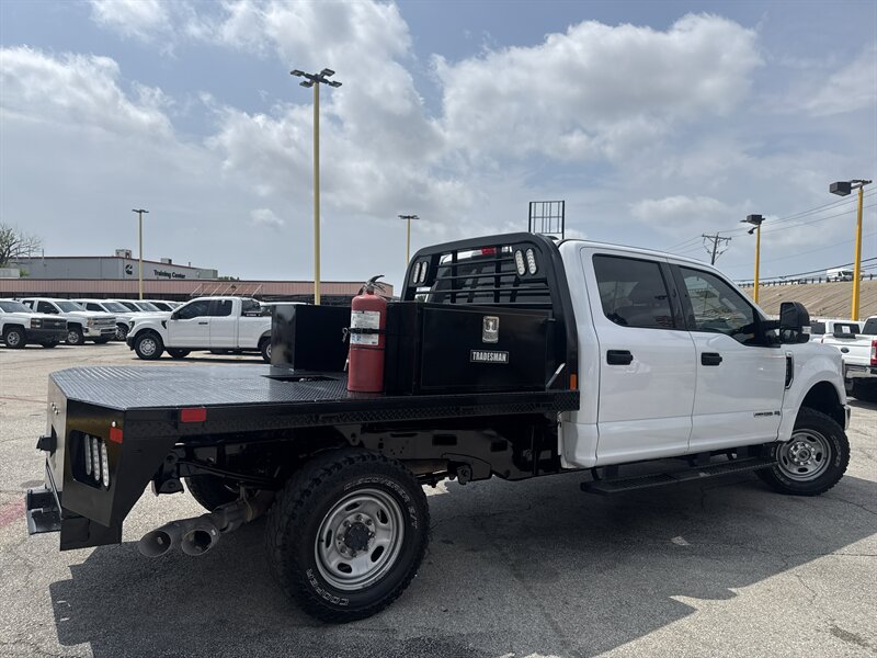 2022 Ford F-250 XL - Photo 5 - Arlington, TX 76011