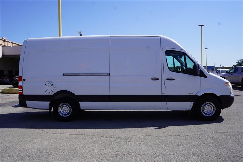 2012 Mercedes-Benz Sprinter Cargo 2500 - Photo 10 - Arlington, TX 76011