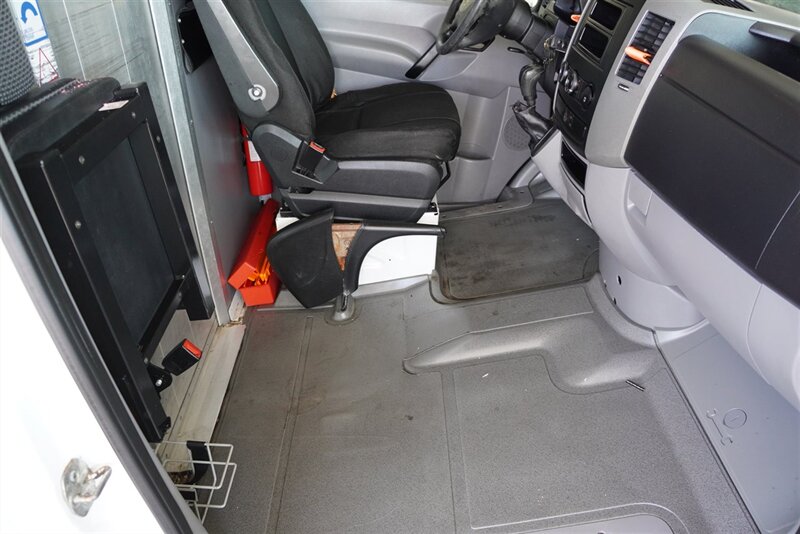 2012 Mercedes-Benz Sprinter Cargo 2500 - Photo 33 - Arlington, TX 76011