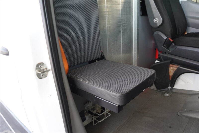 2012 Mercedes-Benz Sprinter Cargo 2500 - Photo 34 - Arlington, TX 76011