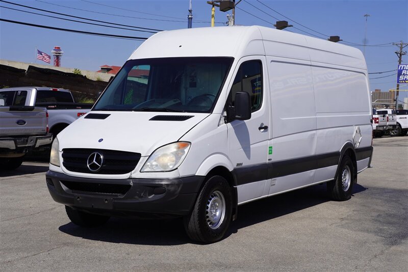 2012 Mercedes-Benz Sprinter Cargo 2500 - Photo 5 - Arlington, TX 76011