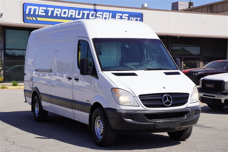 2012 Mercedes-Benz Sprinter Cargo 2500 - Photo 11 - Arlington, TX 76011