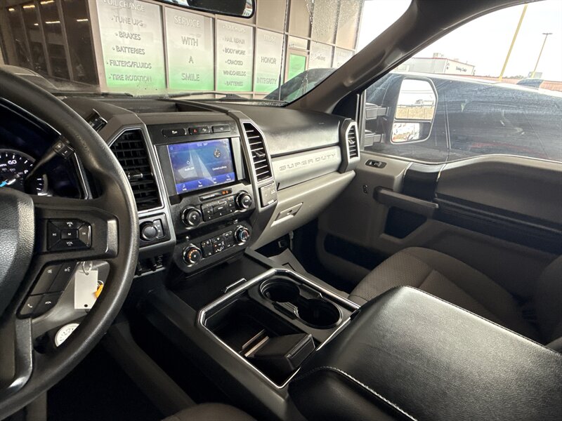 2021 Ford F-250 Lariat - Photo 27 - Arlington, TX 76011