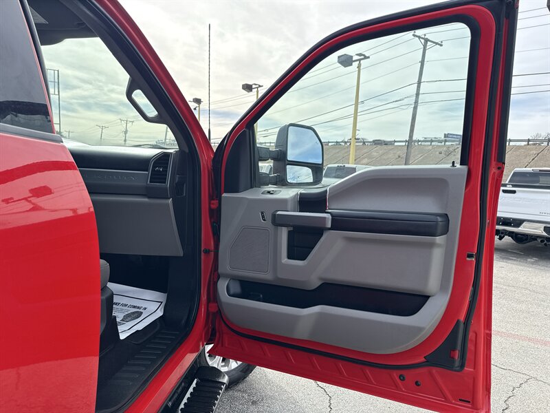 2021 Ford F-250 Lariat - Photo 17 - Arlington, TX 76011