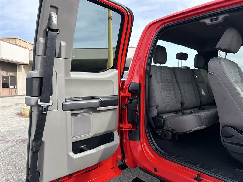 2021 Ford F-250 Lariat - Photo 19 - Arlington, TX 76011