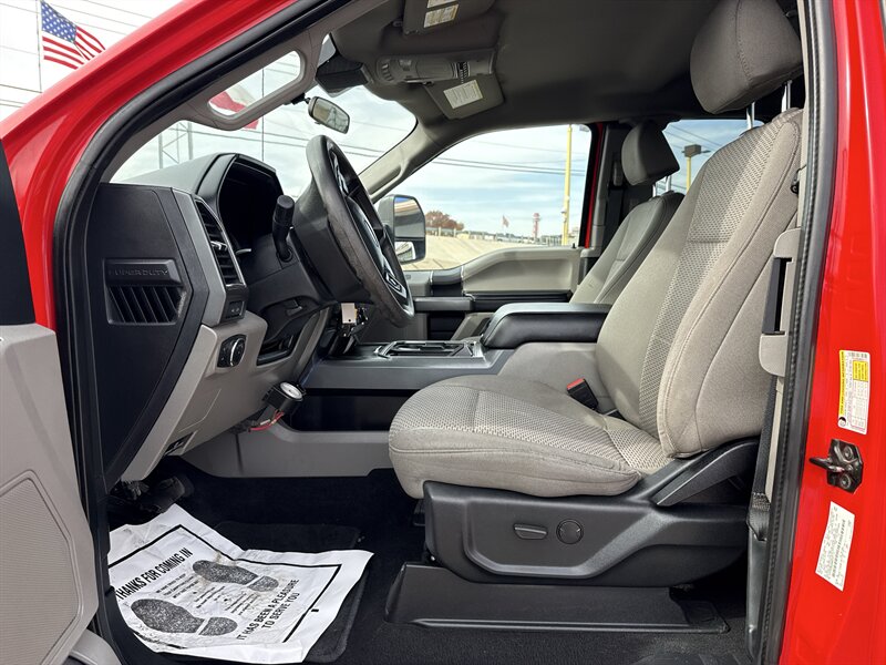 2021 Ford F-250 Lariat - Photo 14 - Arlington, TX 76011