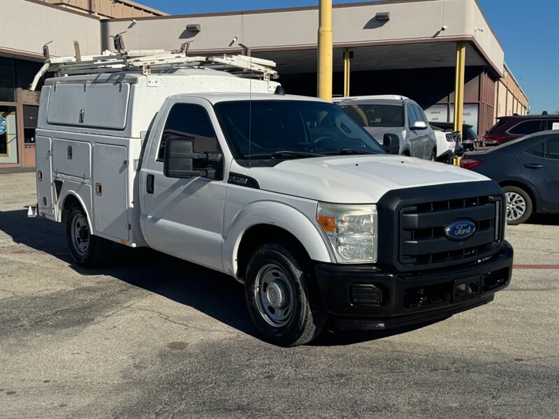 2013 Ford F-350 XLT - Photo 5 - Arlington, TX 76011