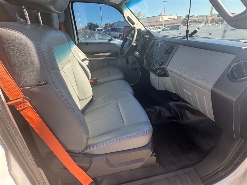 2013 Ford F-350 XLT - Photo 14 - Arlington, TX 76011