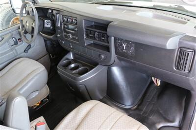 2010 Chevrolet Express 2500   - Photo 29 - Arlington, TX 76011