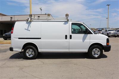 2010 Chevrolet Express 2500   - Photo 10 - Arlington, TX 76011