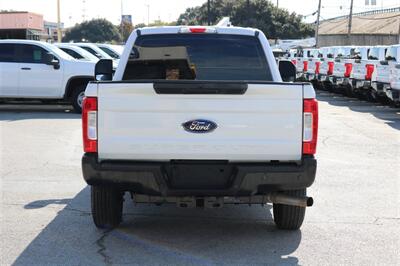 2017 Ford F-250 XL   - Photo 8 - Arlington, TX 76011