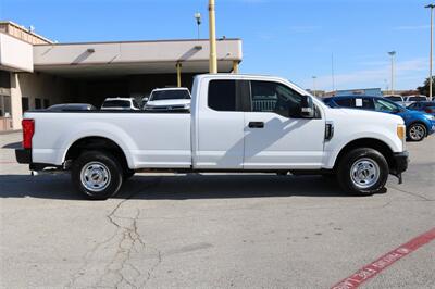 2017 Ford F-250 XL   - Photo 10 - Arlington, TX 76011