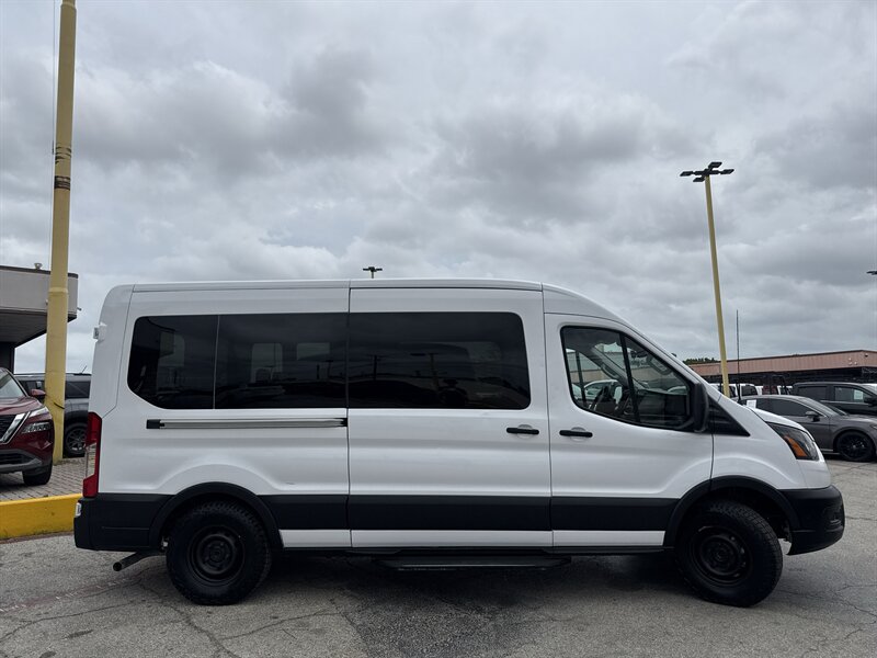 2022 Ford Transit 350 XL - Photo 4 - Arlington, TX 76011