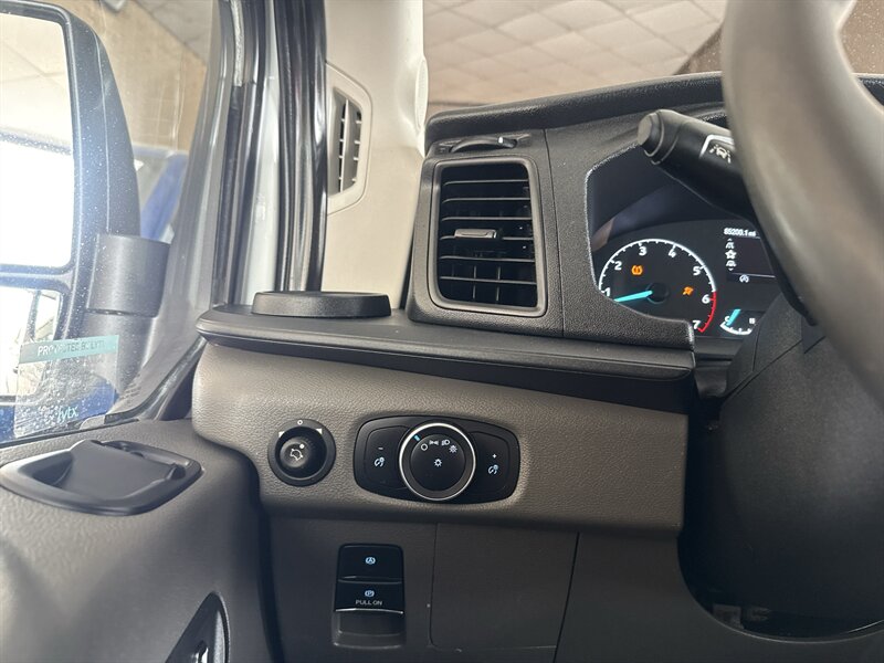 2022 Ford Transit 350 XL - Photo 18 - Arlington, TX 76011