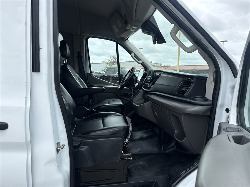 2022 Ford Transit 350 XL - Photo 16 - Arlington, TX 76011