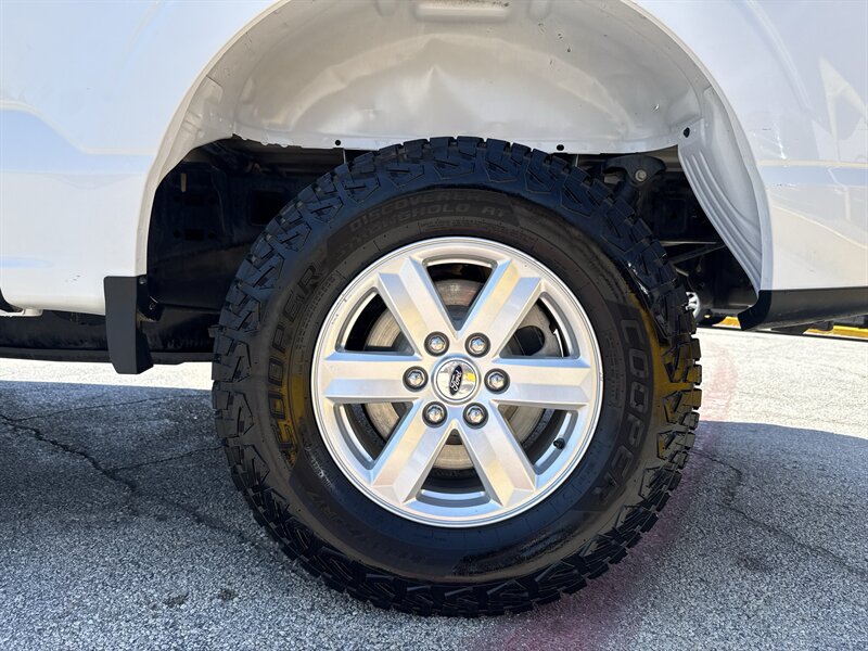 2021 Ford F-150 XL - Photo 11 - Arlington, TX 76011