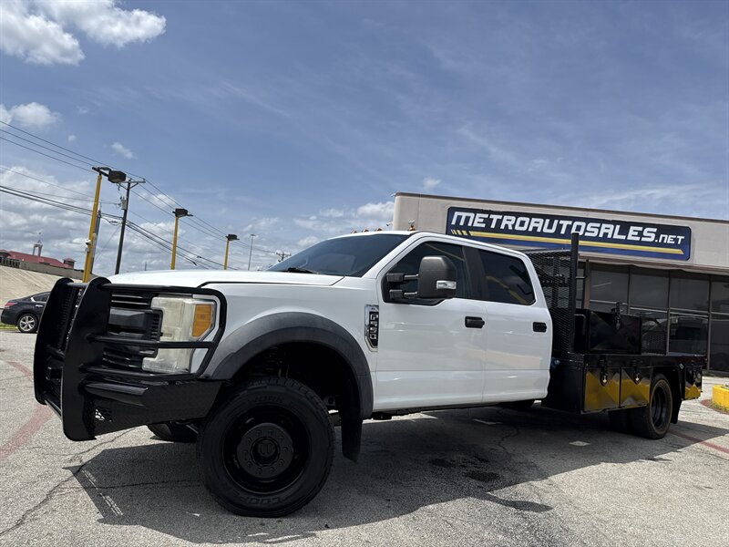 2017 Ford F-550 XL - Photo 9 - Arlington, TX 76011
