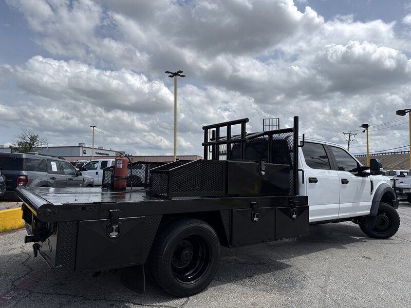 2017 Ford F-550 XL - Photo 5 - Arlington, TX 76011