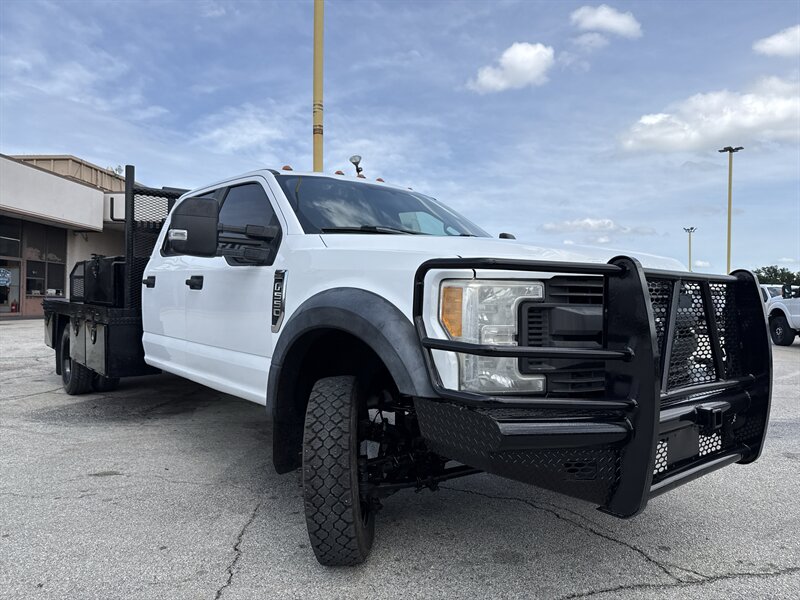2017 Ford F-550 XL - Photo 3 - Arlington, TX 76011